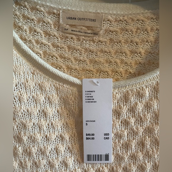 Urban Outfitters Sweater - Picture 5 of 6